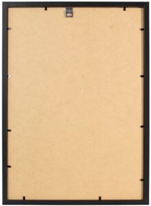 Czarne lustro wiszące w drewnianej ramie N4-S58 – elegancka forma, czarny kolor, naturalne drewno
