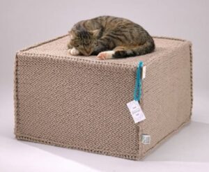 Puf do siedzenia Comfortable Flat beige – wygodny, elegancki, 60x60x35 cm, bawełna, pianka wysoko-elastyczna