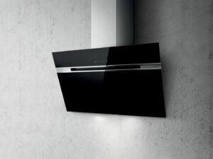 Elica Okap przyścienny STRIPE BL/A/60/LX – minimalistyczny design, czarne szkło, stal nierdzewna