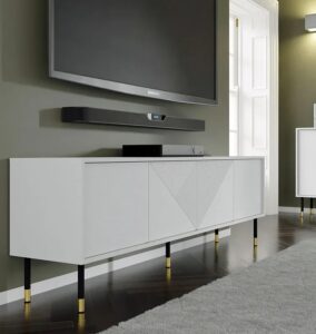 Biała stojąca frezowana szafka rtv – nowoczesny design, funkcjonalność, 180 cm, materiał: płyta meblowa, MDF, metal