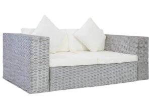 Szara 2-osobowa sofa z rattanu – naturalny rattan, drewno mango, miękkie poduszki