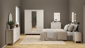 Komoda z szufladami kaszmir mat 159 cm Madrid – elegancki design, praktyczne szuflady, kolor kaszmir, rozmiar 159 cm