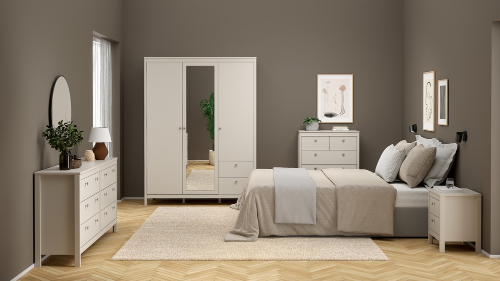 Komoda z szufladami kaszmir mat 159 cm Madrid – elegancki design, praktyczne szuflady, kolor kaszmir, rozmiar 159 cm