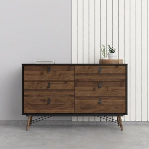 Komoda z szufladami orzech / czarna mat 150 cm Ryan – elegancki design, funkcjonalność, solidna konstrukcja