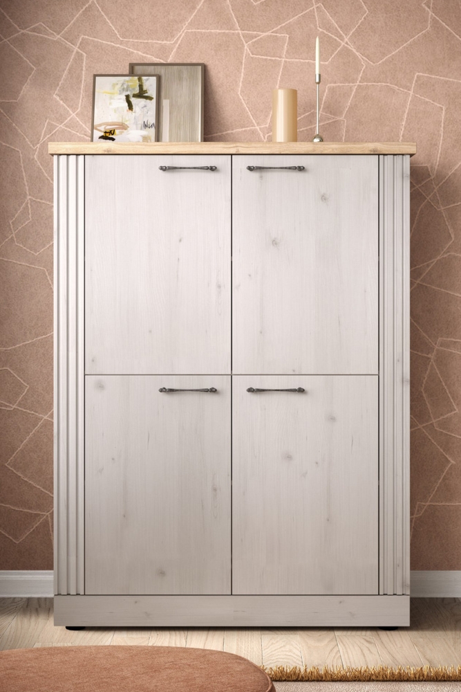 Komoda wysoka z drzwiami dąb Meringa/dąb Cadiz mat 118 cm Avina – elegancka, pojemna, nowoczesny design