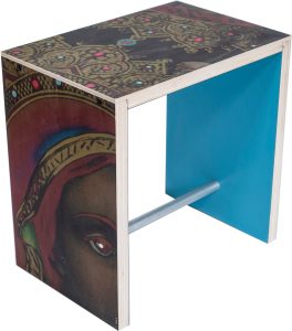 Stołek Nordico Verace Madonna – elegancki design, drewniana konstrukcja, styl skandynawski