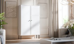 Komoda wysoka z drzwiami biała mat 100 x 166 cm Modena – elegancki design, funkcjonalność, wysoka jakość