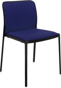 Krzesło Audrey Soft niebieskie z czarną ramą – elegancki design, wygodne siedzisko, nowoczesny styl