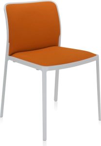Krzesło Audrey Soft pomarańczowe z białą ramą – nowoczesny styl, wygodne siedzisko, idealne do wnętrz