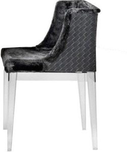 Krzesło Mademoiselle Kravitz futro skóra przezroczysty korpus – elegancki design, nowoczesne materiały, stylowy akcent