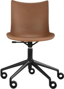 Krzesło obrotowe P Wood ciemne drewno z czarną ramą – ergonomiczne, stylowe, funkcjonalne