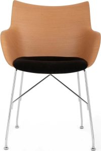 Krzesło Q Wood jasne drewno z chromowaną ramą siedzisko czarne – nowoczesny design, trwałe materiały, wygodne siedzisko