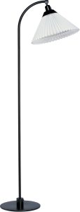 Lampa stojąca Classic 368 czarna z foliowym kloszem – elegancki design, praktyczne zastosowanie, idealna do każdego wnętrza