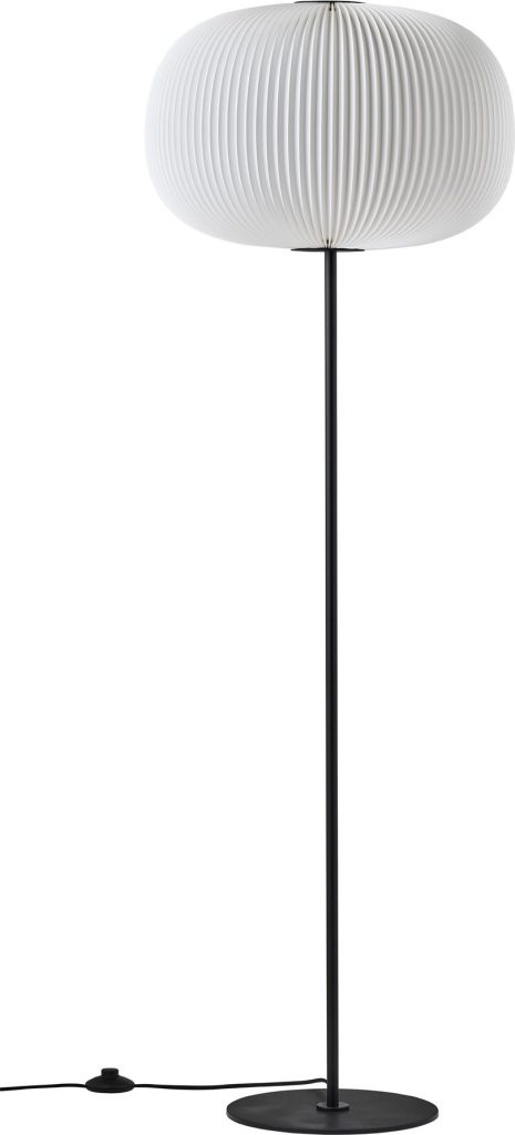 Lampa stojąca Lamella czerń – elegancki design, nowoczesny styl, funkcjonalność