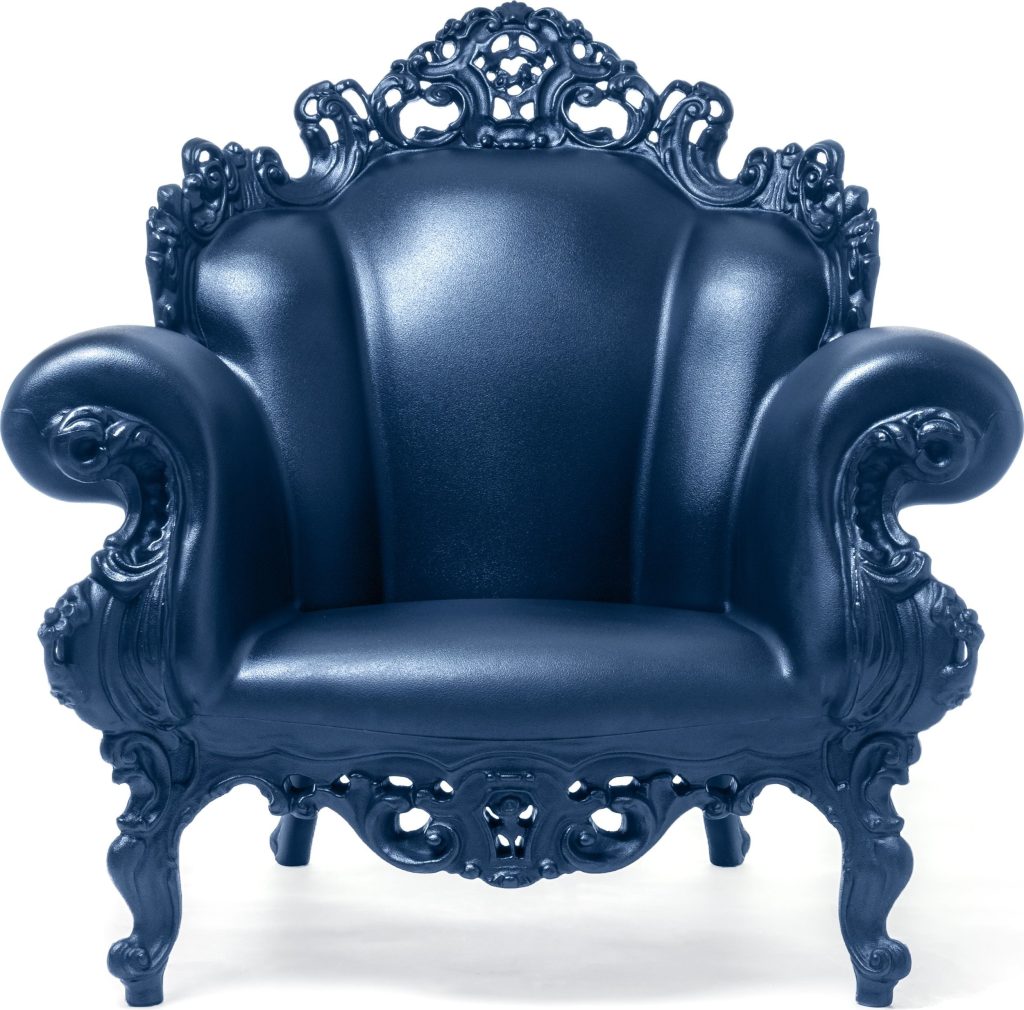 Fotel Magis Proust ciemnoniebieski – elegancki design, komfort, nowoczesny styl