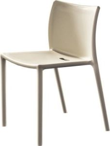 Krzesło Air beżowe – nowoczesny design, wygodna forma, doskonałe do wnętrz