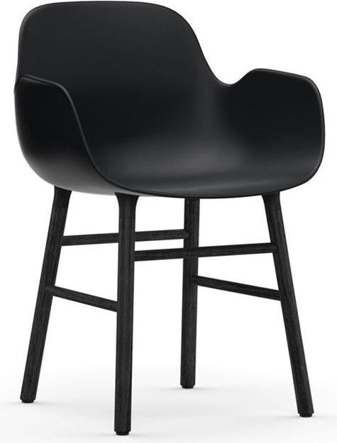 Fotel Form czarny z czarną dębową ramą – elegancki design, komfort, wysokiej jakości materiały