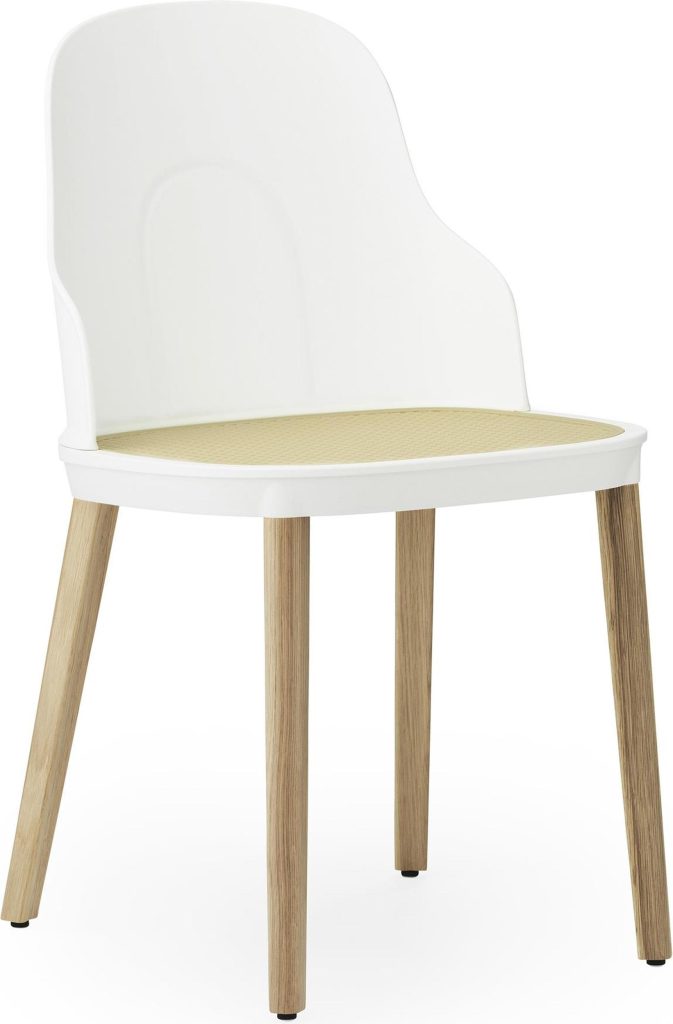 Krzesło Allez PP białe z wiklinowym siedziskiem na dębowych nogach – elegancki design, trwałe materiały, styl skandynawski