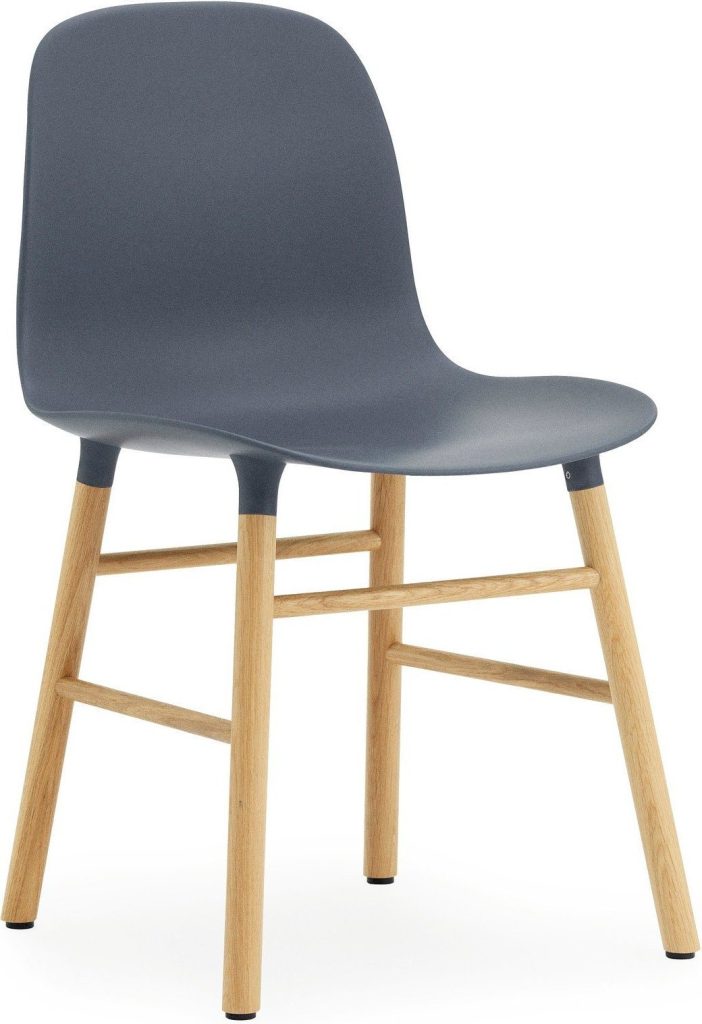 Krzesło Form niebieskie dębowa rama – nowoczesny design, komfortowe siedzenie, styl skandynawski