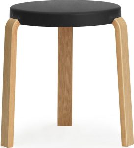 Stołek Tap czarny dąb – elegancki design, wygoda, nowoczesny styl