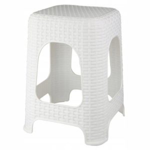 Taboret Rattan biały – stylowy, lekki, ekologiczny materiał