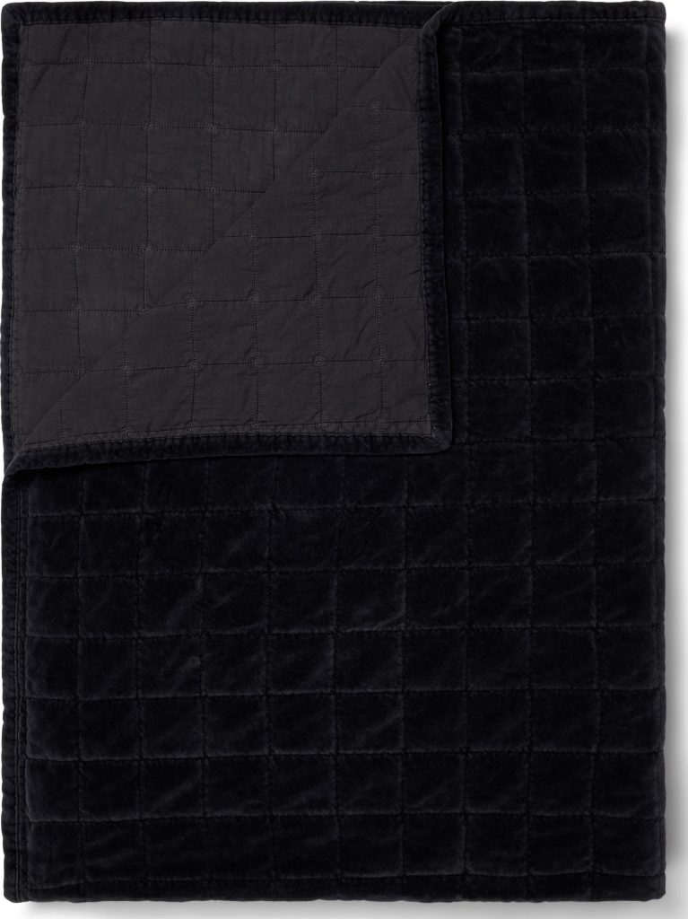 Narzuta Julia 180 x 265 cm – elegancka i funkcjonalna, ciemnogranatowa, idealna do sypialni