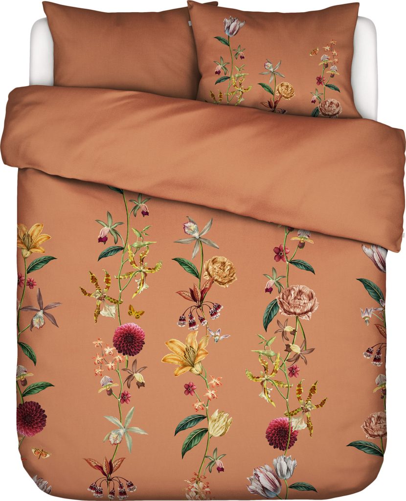 Pościel Feda 260 x 220 cm pomarańczowa z 2 poszewkami na poduszki 60 x 70 cm – elegancki design, komfortowy materiał, idealna do sypialni