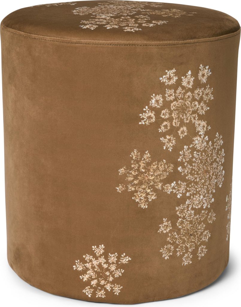 Puf Essenza Lauren cynamonowy – elegancki design, wygoda, materiał welurowy