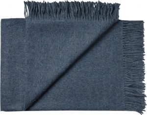 Narzuta Cusco 130 x 200 cm niebieska – elegancki design, miękki materiał, idealna do sypialni