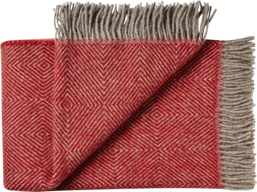 Narzuta Fanø 140 x 240 cm czerwona – elegancka dekoracja, komfort, łatwa pielęgnacja