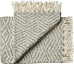 Narzuta Fanø 140 x 240 cm jasnoszara – elegancka, funkcjonalna, łatwa w pielęgnacji