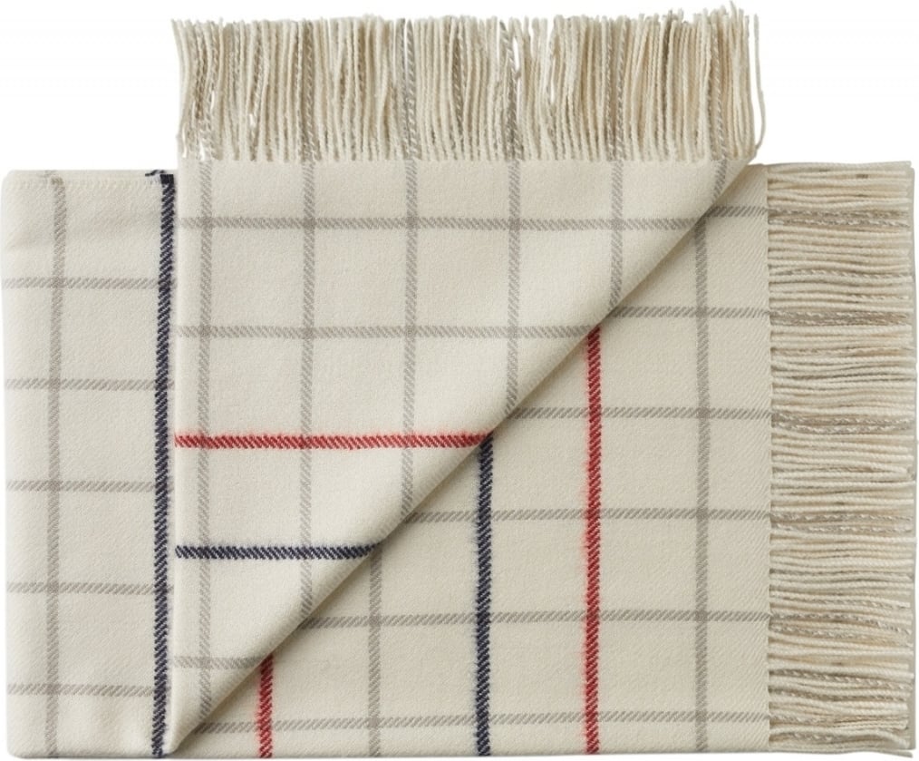 Narzuta Quito 130 x 200 cm biała – elegancki design, łatwa w pielęgnacji, idealna na łóżko
