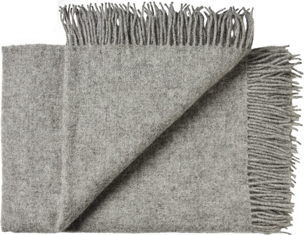 Narzuta Samsø 140 x 240 cm szara – elegancka, uniwersalna, z wysokiej jakości materiałów