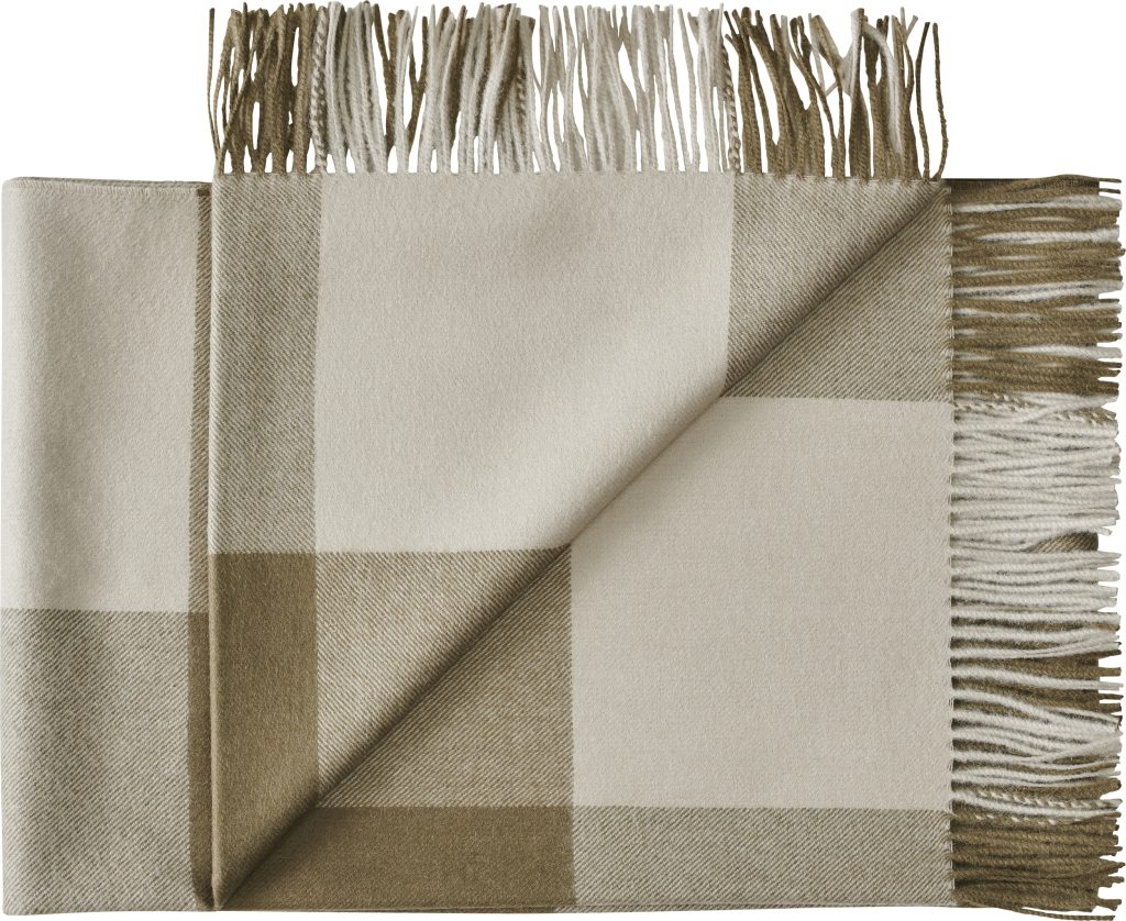 Narzuta Santa Fe 130 x 200 cm zielona – elegancka narzuta, wprowadza harmonię, wykonana z wysokiej jakości materiałów