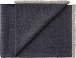 Narzuta Trujillo 130 x 200 cm – modny design, niebieska, idealna na łóżko