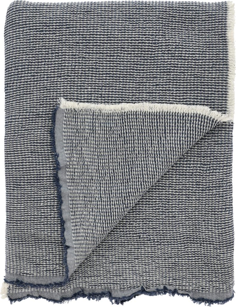 Narzuta Waffle 130 x 170 cm – elegancka niebieska narzuta w stylu waffle, idealna do sypialni i salonu