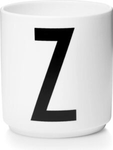 Kubek porcelanowy AJ litera Z – elegancki design, biały kolor, wysoka jakość