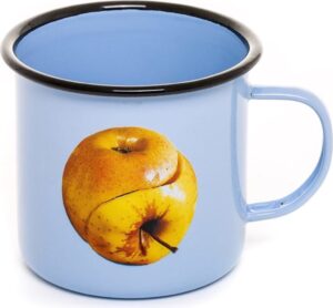Kubek Seletti Wears Toiletpaper emaliowany Apple – kolorowy, emaliowany, trwały